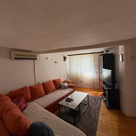 Bajatova Heritage House With Private Courtyard * Μόσταρ