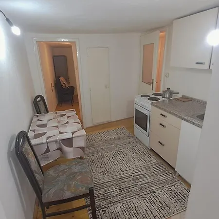 Villa Bajatova Heritage House With Private Courtyard Mostar