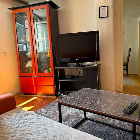 Bajatova Heritage House With Private Courtyard Mostar